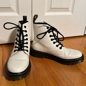 Doc Martens Luana White Leather Combat Boots Women’s Size 7